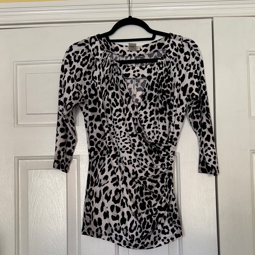 Caché Vintage Black/White/Gray Wrap Top w/ Cut-Out in Front